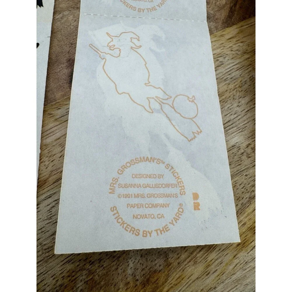 6 Vtg Mrs Grossman's Flying Witch Stickers Left & Right Facing Halloween Broom - Picture 3 of 3